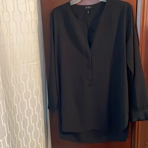 Jessica Simpson black long sleeve blouse, tunic length. Size Large.